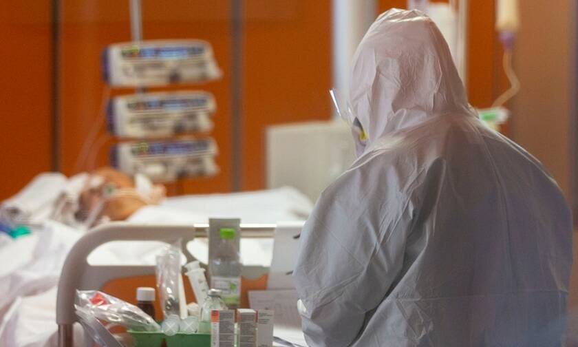 Κορονοϊός - ΣΟΚ: Αυτοκτόνησε νοσοκόμα - Πίστευε ότι είχε μεταδώσει τον ιό
