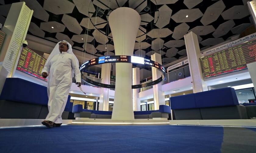 Κορονοϊός: Απίστευτο! Ζευγάρι στο Ντουμπάι θα τρέξει μαραθώνιο... στο μπαλκόνι του
