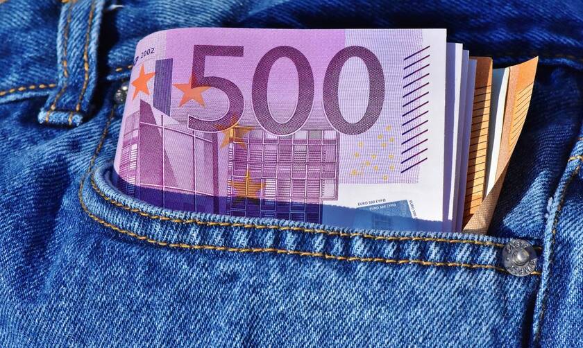Κορονοϊός - Επίδομα 600 ευρώ: Τι ανακοινώθηκε για δικηγόρους, γιατρούς, μηχανικούς