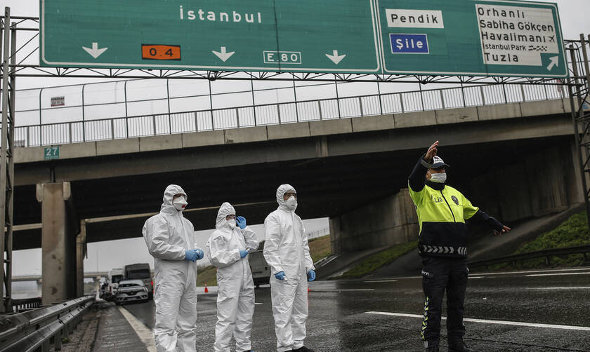 Κορονοϊός Τουρκία: Σε καραντίνα 39 κατοικημένες περιοχές για να περιοριστεί η διασπορά του ιού