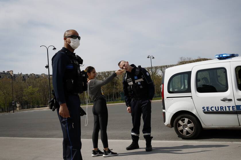 Κορονοϊός: Μόνο θάνατος στη Γαλλία - 987 νεκροί σε ένα 24ωρο