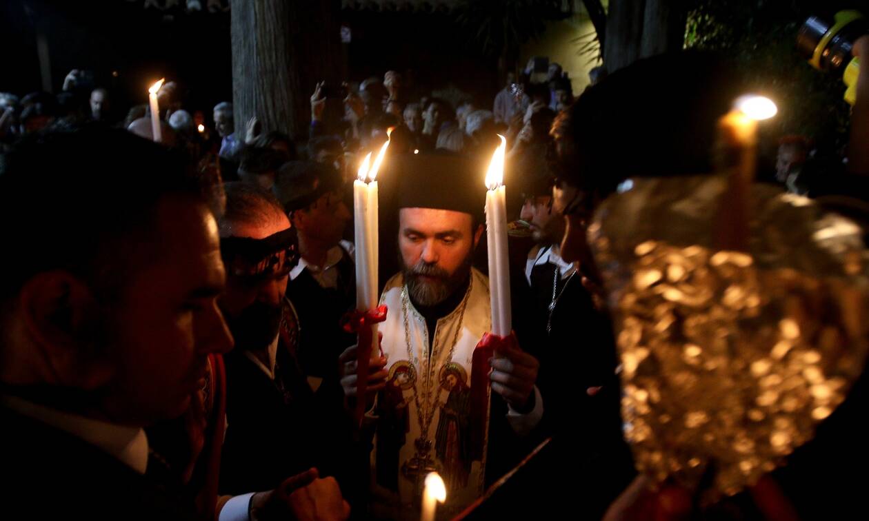 Άγιο Φως - Live εικόνα από τον Πανάγιο Τάφο: Πρωτόγνωρες σκηνές στην τελετή αφής