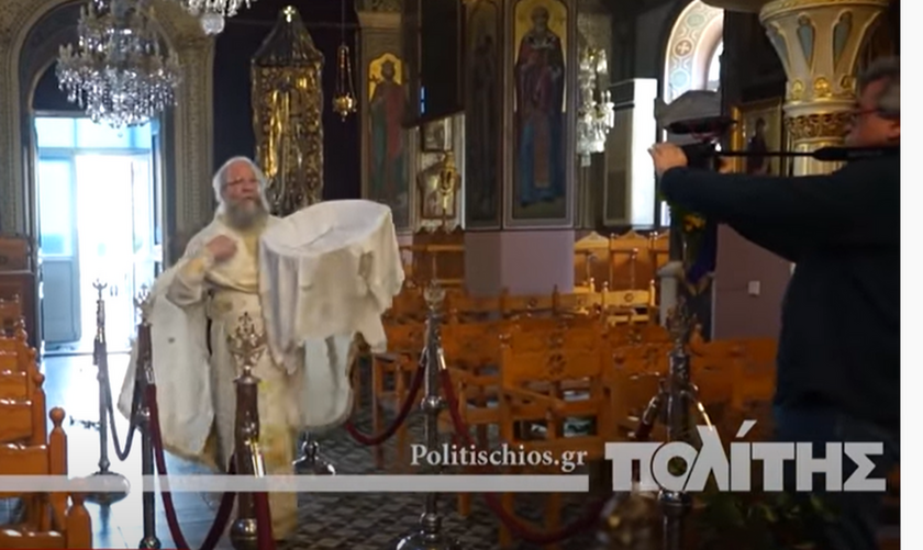 Κορονοϊός - Χίος: Ο «ιπτάμενος ιερέας» έκανε την πρώτη Ανάσταση και συνελήφθη