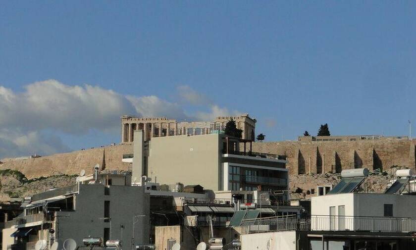 Αποκοπή δυο ορόφων στο ξενοδοχείο που απειλούσε να κρύψει τη θέα στην Ακρόπολη