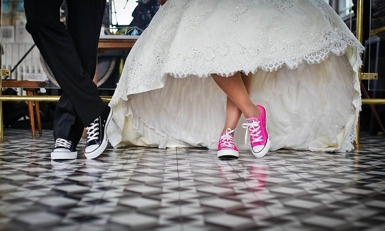 Οι γάμοι στα χρόνια του κορονοϊού: Πώς θα γίνονται τα μυστήρια και οι δεξιώσεις