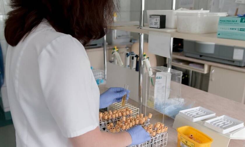 Κορονοϊός: Δεν βοήθησε το υπό δοκιμή αντιαρθριτικό φάρμακο σαριλουμάμπη