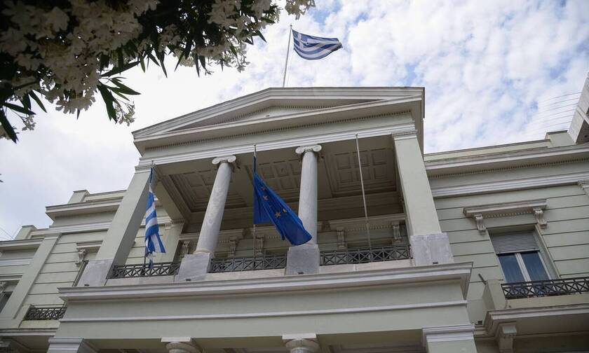 Greek FM expresses deep sorrow over NATO helicopter accident in the Ionian Sea