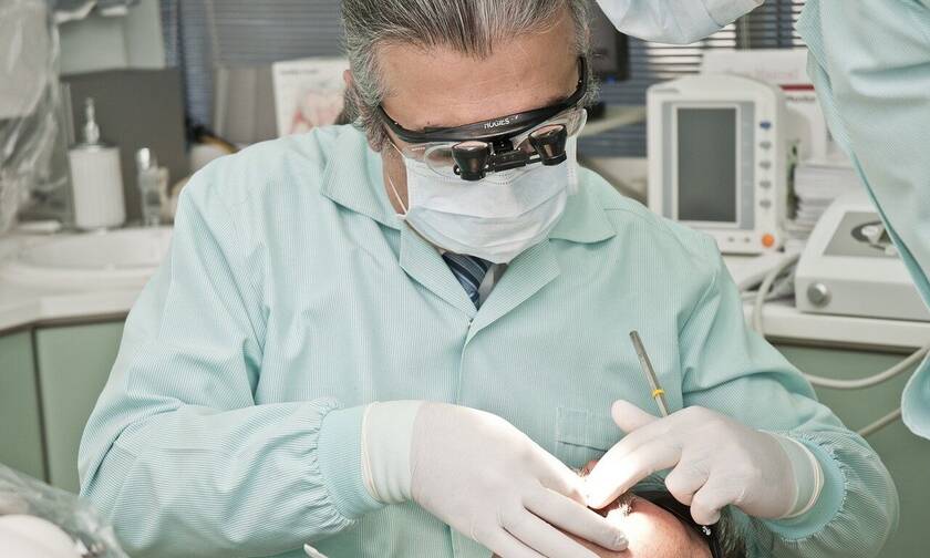 Κορονοϊός - Άρση των μέτρων: Πώς θα επαναλειτουργήσουν τα οδοντιατρεία - Οι οδηγίες