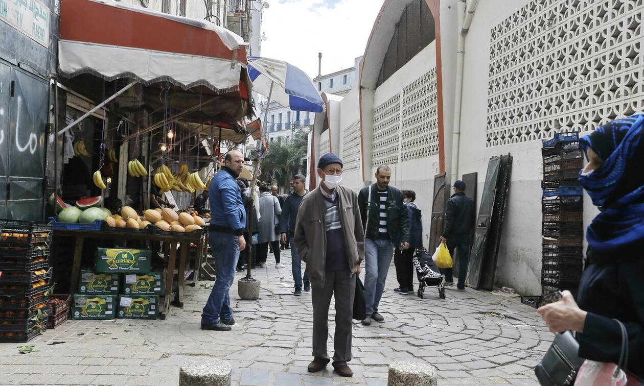 Κορονοϊός στην Αλγερία: Οι πολίτες παραβίασαν τα μέτρα - Ξανακλείνουν τα καταστήματα
