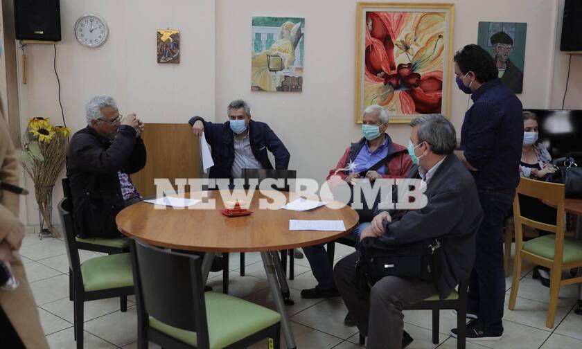 Ρεπορτάζ Newsbomb.gr: Τα πρώτα τεστ από Κινητές Μονάδες του ΕΟΔΥ -Δείτε τι έγινε σε ΚΑΠΗ στο Γαλάτσι