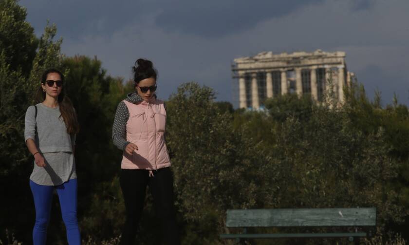 Κορονοϊός - Έρευνα: Τι φοβούνται περισσότερο οι Έλληνες μετά την άρση των μέτρων 
