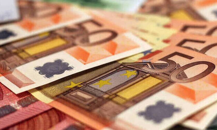 Επίδομα 400 ευρώ σε μακροχρόνια ανέργους: Δόθηκε παράταση στην υποβολή IBAN 