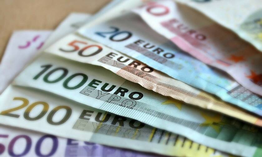 Ποιοι δικαιούνται επίδομα 533 ευρώ το Μάιο - Όροι και προϋποθέσεις