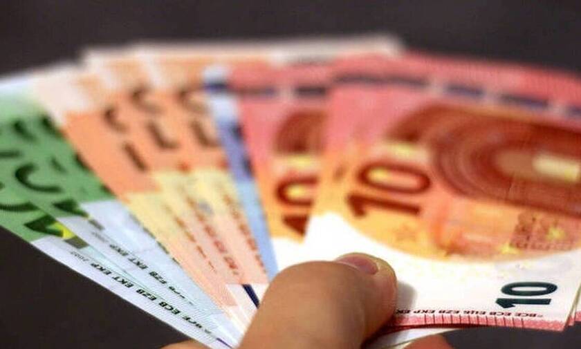 Επίδομα 400 ευρώ: Τέλος χρόνου για χιλιάδες ανέργους να λάβουν το ποσό - Κάντε ΕΔΩ την αίτηση  
