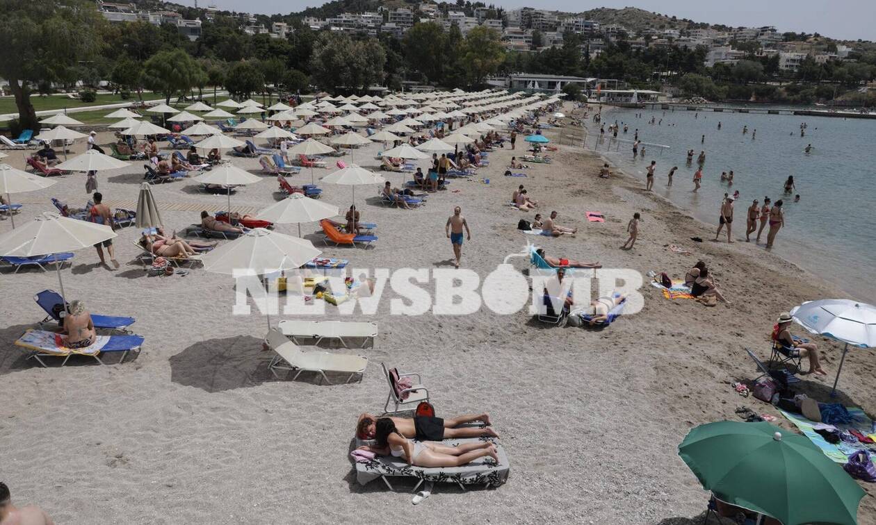Οι Αθηναίοι σε οργανωμένες και μη, παραλίες – Μέτρα ασφαλείας, συνωστισμός και μπλόκα στους δρόμους