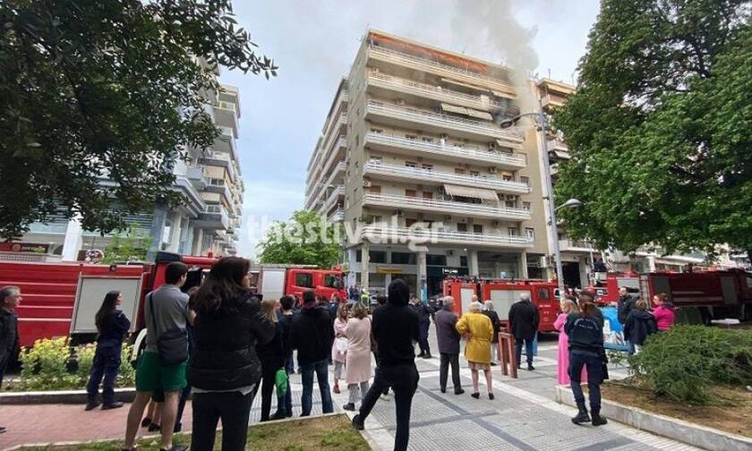 Θεσσαλονίκη: Συνεχίζεται η τραγωδία – Κατέληξε η μάνα του 45χρονου που πυρπόλησε τον πατέρα του