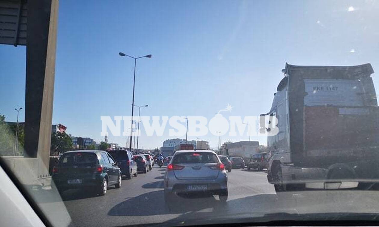 Τροχαίο ατύχημα στην Εθνική Οδό Αθηνών-Λαμίας - Ουρές χιλιομέτρων (pics)