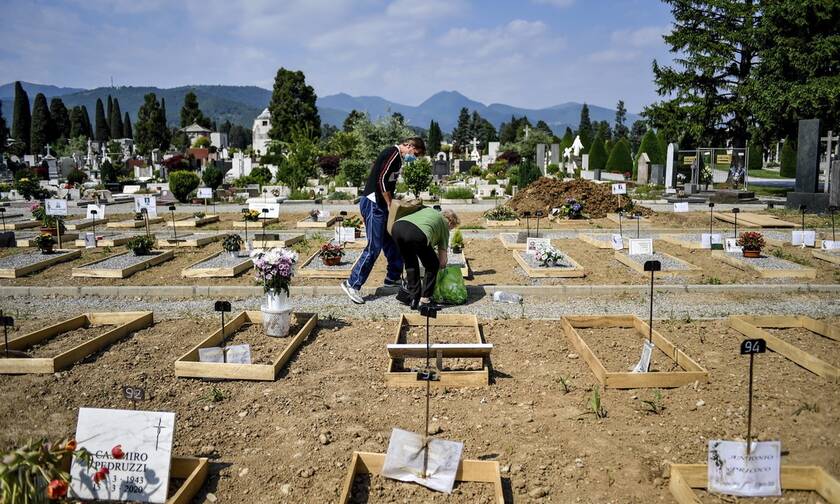 Κορονοϊός στην Ιταλία: Οι νεκροί μπορεί να είναι 20.000 περισσότεροι από την επίσημη καταγραφή