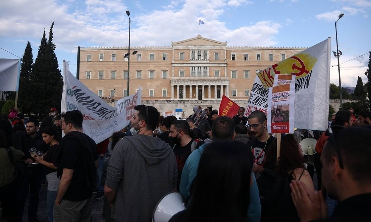 Μεγάλη πορεία στο κέντρο της Αθήνας για τη δολοφονία του Τζορτζ Φλόιντ