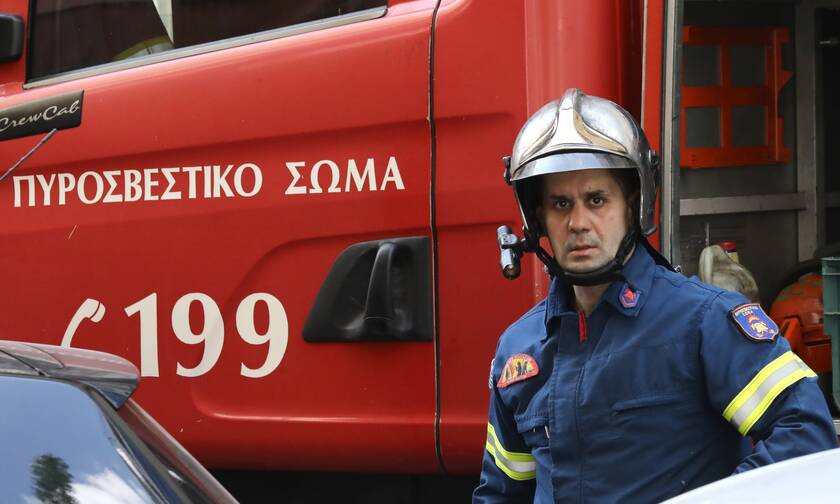Έκρηξη σε κτήριο στη Θεσσαλονίκη - Απεγκλωβίστηκε ένα άτομο