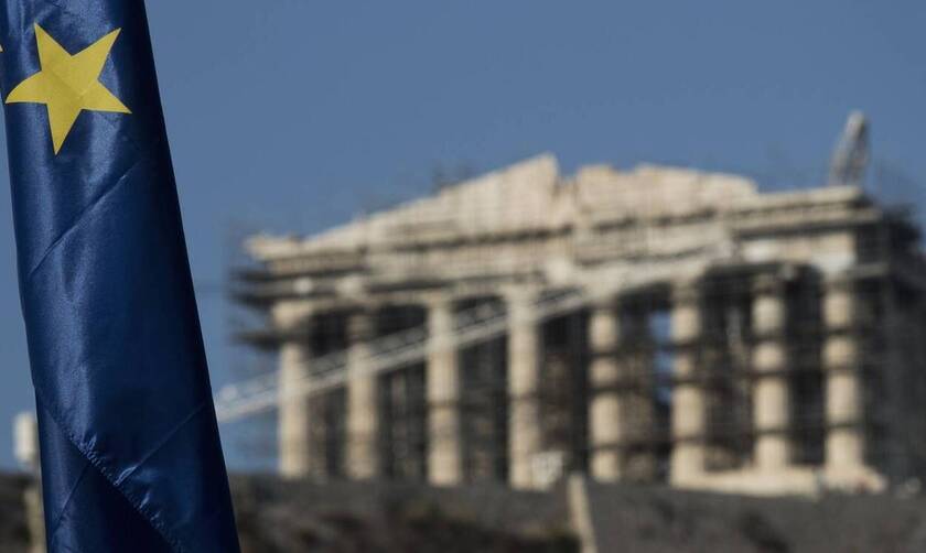 ΟΟΣΑ: Μικρότερη ύφεση για την ελληνική οικονομία σε σχέση με την Ευρωζώνη
