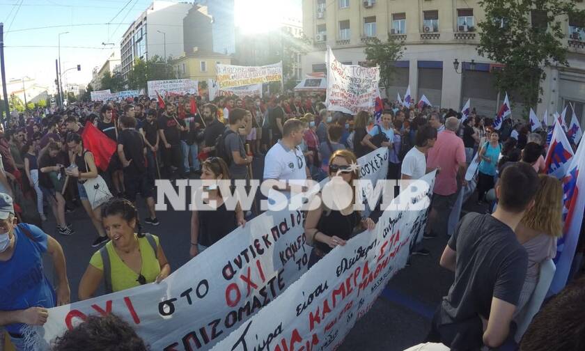 Πανεκπαιδευτικό συλλαλητήριο στο κέντρο της Αθήνας - Κλειστή η Πανεπιστημίου