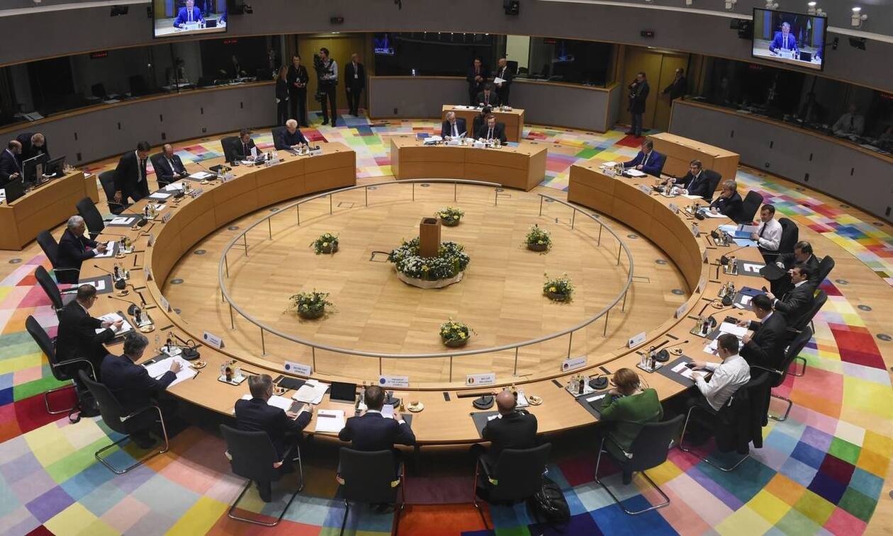 «Πράσινο φως» από το Eurogroup για τα 748 εκατ. ευρώ - Επιφυλακτικός ο Σεντένο