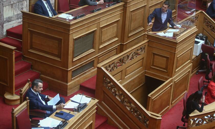 Βουλή - Μητσοτάκης: Εκλογές το 2023 - Τσίπρας: Αποτύχατε στην Οικονομία