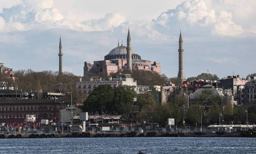 Αγία Σοφία: Νέα ασέβεια των Τούρκων - «Έχουμε πάρει ήδη τον ασβέστη»
