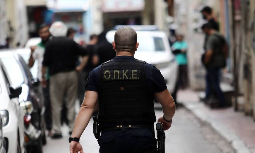 Αστυνομική επιχείρηση στο κέντρο της Αθήνας – Εντοπίστηκαν λαθραία τσιγάρα