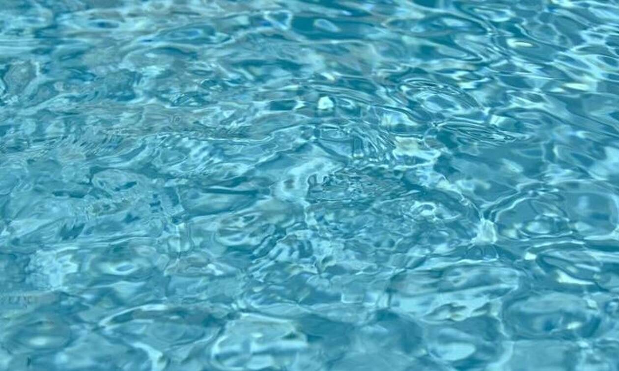 Τραγωδία σε πισίνα: Πνίγηκαν 8χρονη, η μητέρα και ο παππούς της
