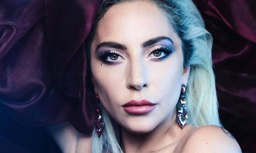 Προκαλεί η Lady Gaga: Βγήκε από το σπίτι χωρίς… το παντελόνι της