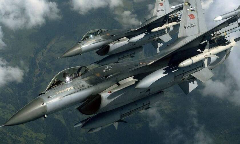Μπαράζ υπερπτήσεων στο Αιγαίο: Τουρκικά F-16 πέταξαν πάνω από ελληνικά νησιά