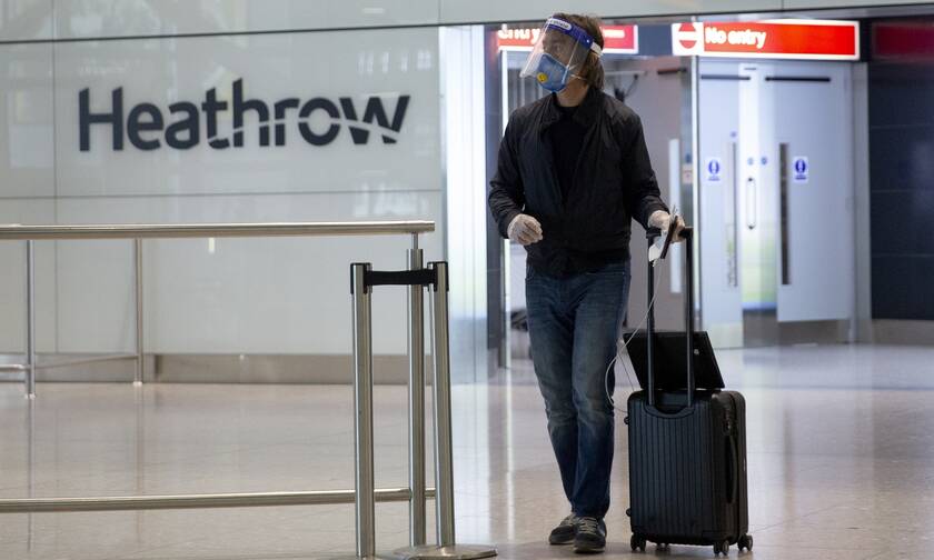 Πτήσεις: Δική της λίστα κορονοϊού ετοιμάζει η Βρετανία - Τι προβλέπει για την Ελλάδα
