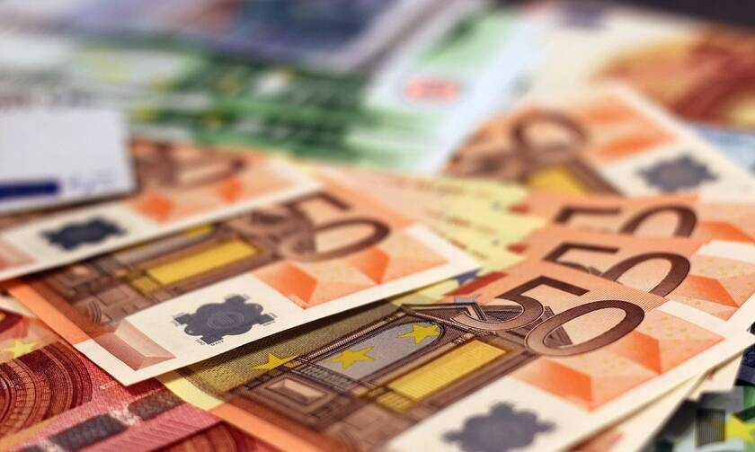 ΟΑΕΔ: Ξεκίνησαν οι αιτήσεις για το επίδομα των 400 ευρώ