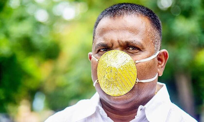 Κορονοϊός: Δείτε πόσα πλήρωσε ένας Ινδός για μια μάσκα από...χρυσό