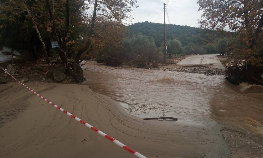 Κακοκαιρία στη Λάρισα: Πλημμυρικά φαινόμενα στην επαρχία της Ελασσόνας