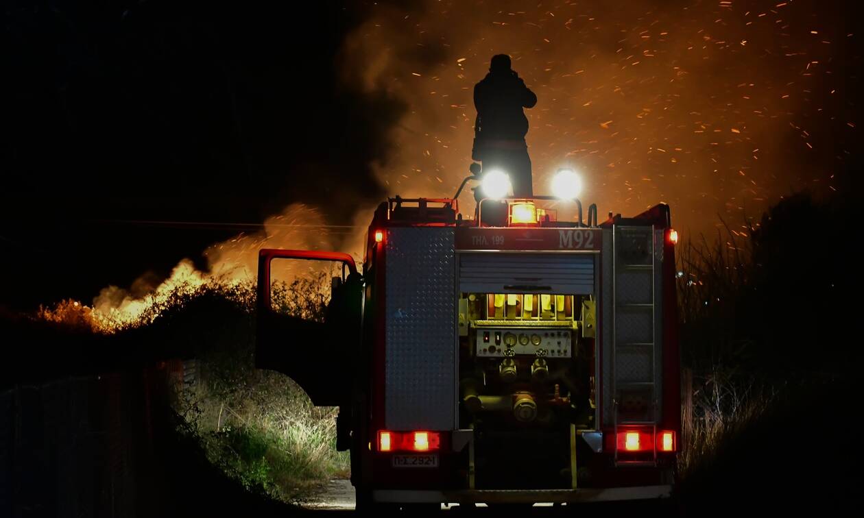 Φωτιά Σάπες: Ολονύχτια μάχη με τις φλόγες - Απειλήθηκαν κατοικίες