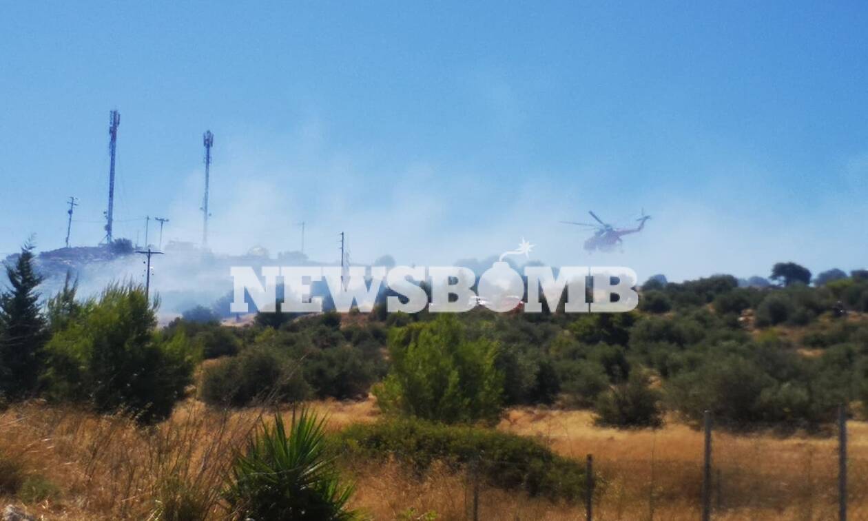 Φωτιά στη Βάρη - Κωνσταντέλλος στο Newsbomb.gr: Έχει τεθεί υπό έλεγχο το μέτωπο