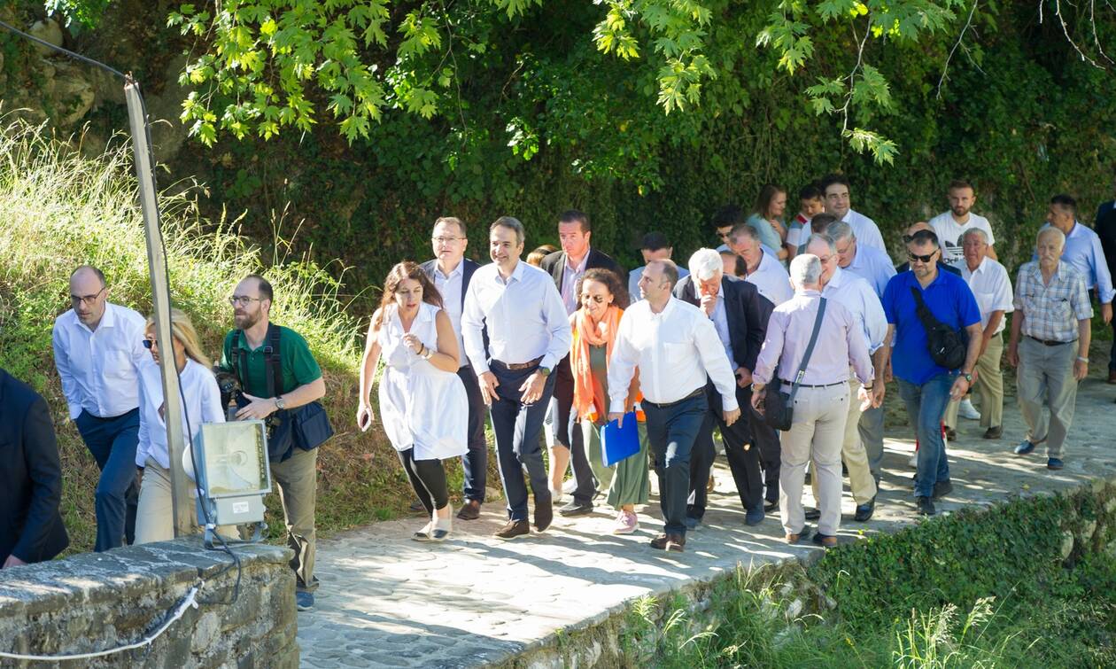 Ιωάννινα - Μητσοτάκης: Θαύμα πολιτιστικής κληρονομιάς το γεφύρι της Πλάκας