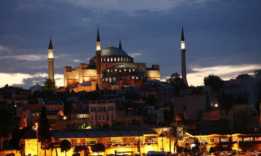 Αγία Σοφία: Η ΕΕ καλεί την Τουρκία να επανεξετάσει και να αλλάξει την απόφασή της