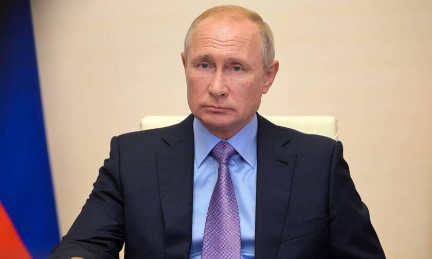 Ρωσία: Ο πρόεδρος Πούτιν δεν έχει κάνει το εμβόλιο του κορονοϊού λέει το Κρεμλίνο