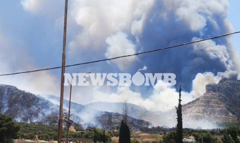 Κόρινθος: Συγκλονιστικές εικόνες από τη μεγάλη φωτιά στις Κεχριές