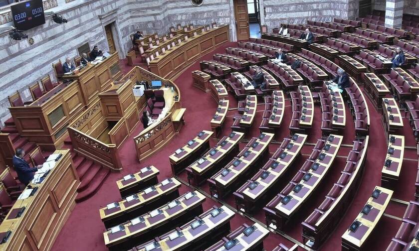 Βουλή: Υπερψηφίστηκε το ν/σ για την απλούστευση των αδειοδοτήσεων στον πρωτογενή τομέα