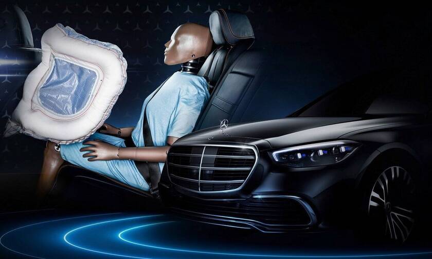 Mercedes S-Class: H καινοτομία που θα έχει με τους αερόσακους για τους πίσω επιβάτες;