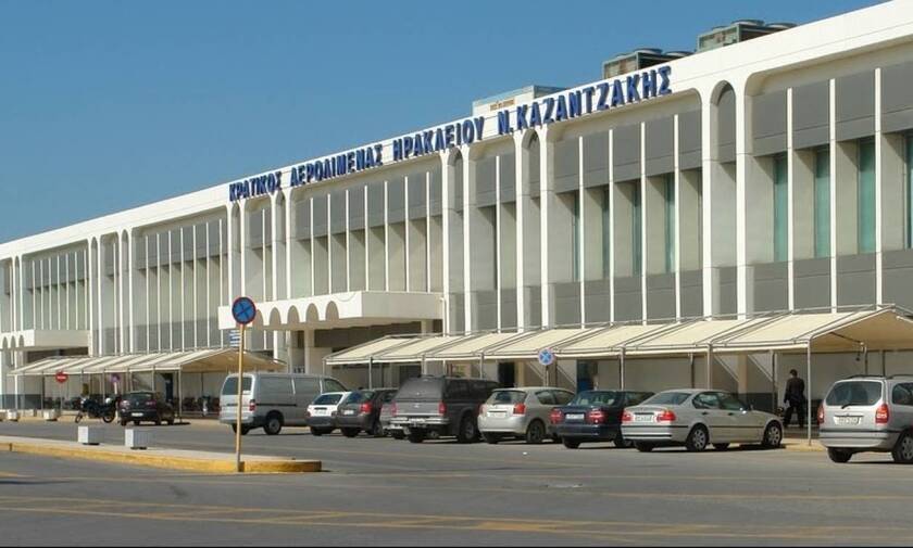«Μπαράζ» συλλήψεων στα αεροδρόμια της Κρήτης – Χειροπέδες σε… 56 άτομα
