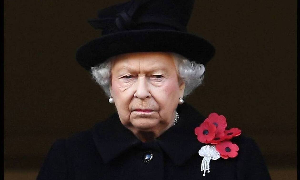 Βρετανία: Η βασίλισσα Ελισάβετ θα κινηθεί νομικά εναντίον του πρώην μπάτλερ του πρίγκιπα Καρόλου