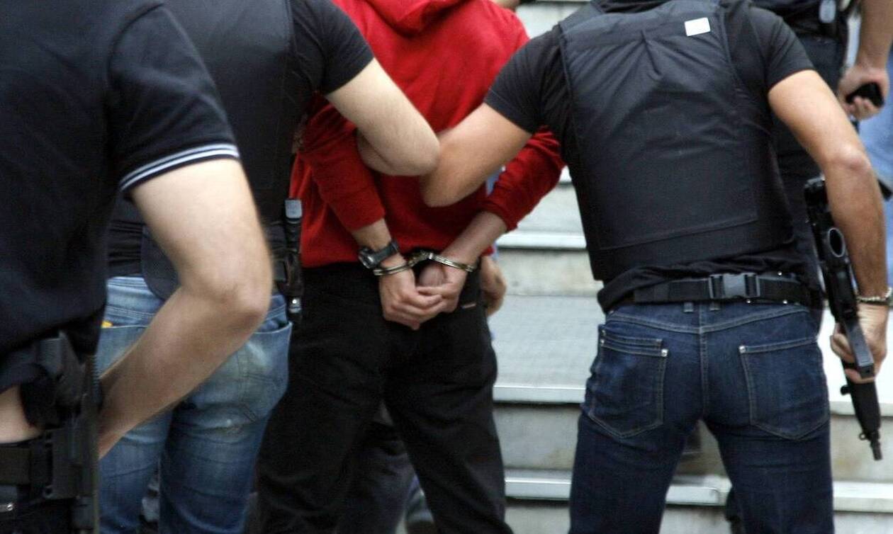 Συνελήφθη ο αλλοδαπός που είχε αποδράσει από τα δικαστήρια της Ευελπίδων