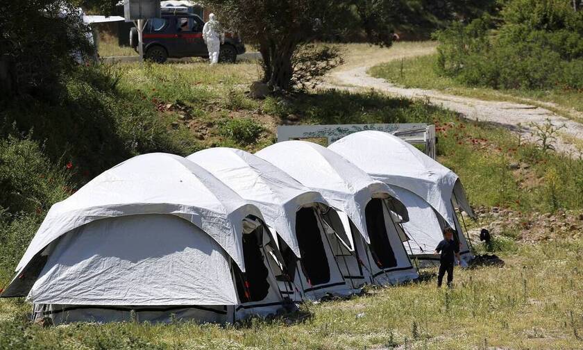 Κορονοϊός: Συναγερμός στη Μυτιλήνη - 17 μετανάστες θετικοί στον ιό