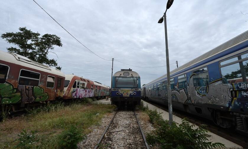 Τραγωδία στο Δήμο Αχαρνών: Τρένο παρέσυρε και σκότωσε πεζό